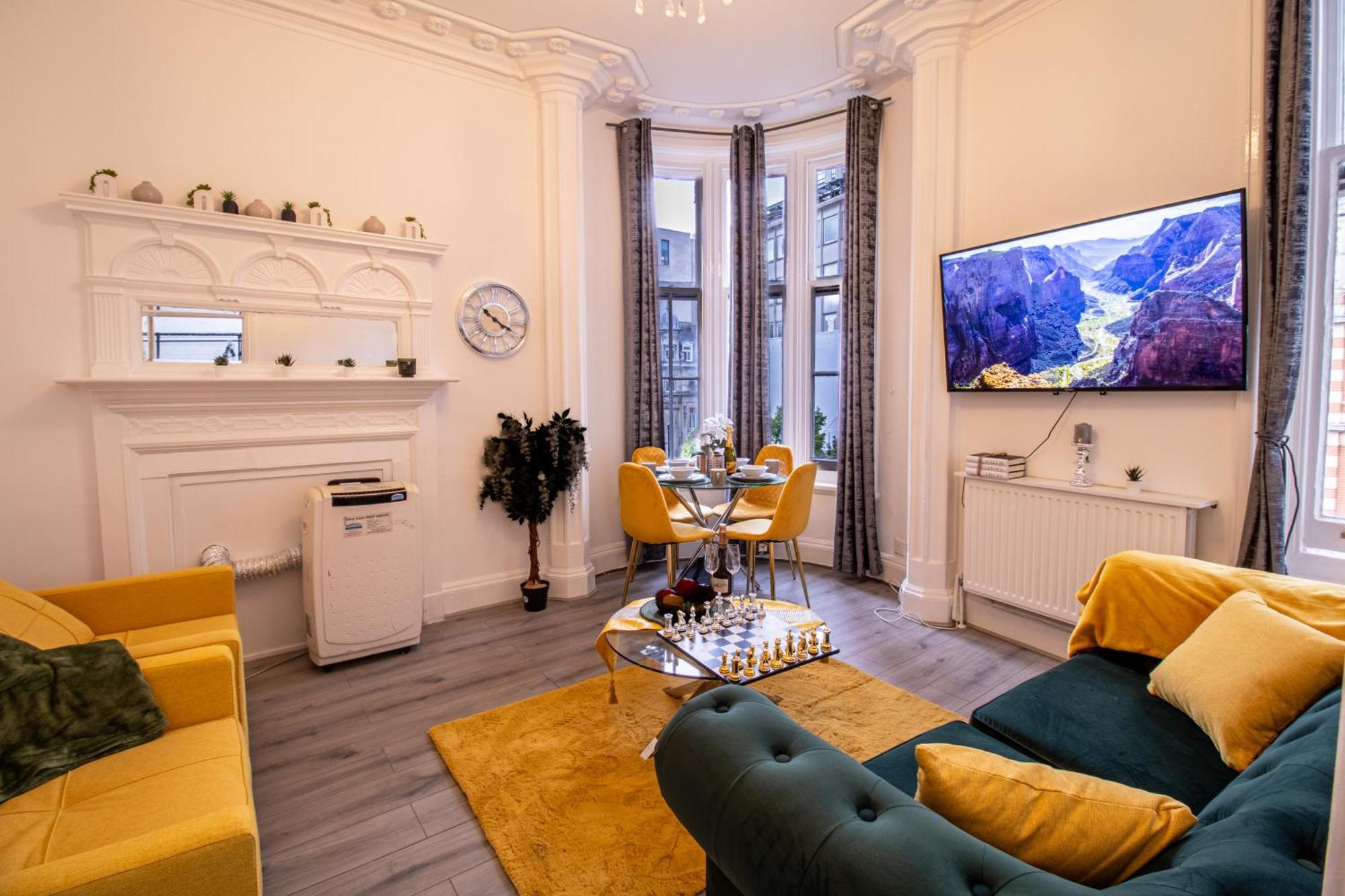 Luxurious Apartments On Oxford Street Londra Dış mekan fotoğraf