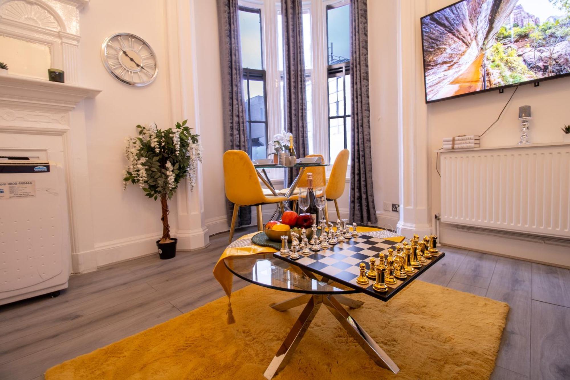 Luxurious Apartments On Oxford Street Londra Dış mekan fotoğraf