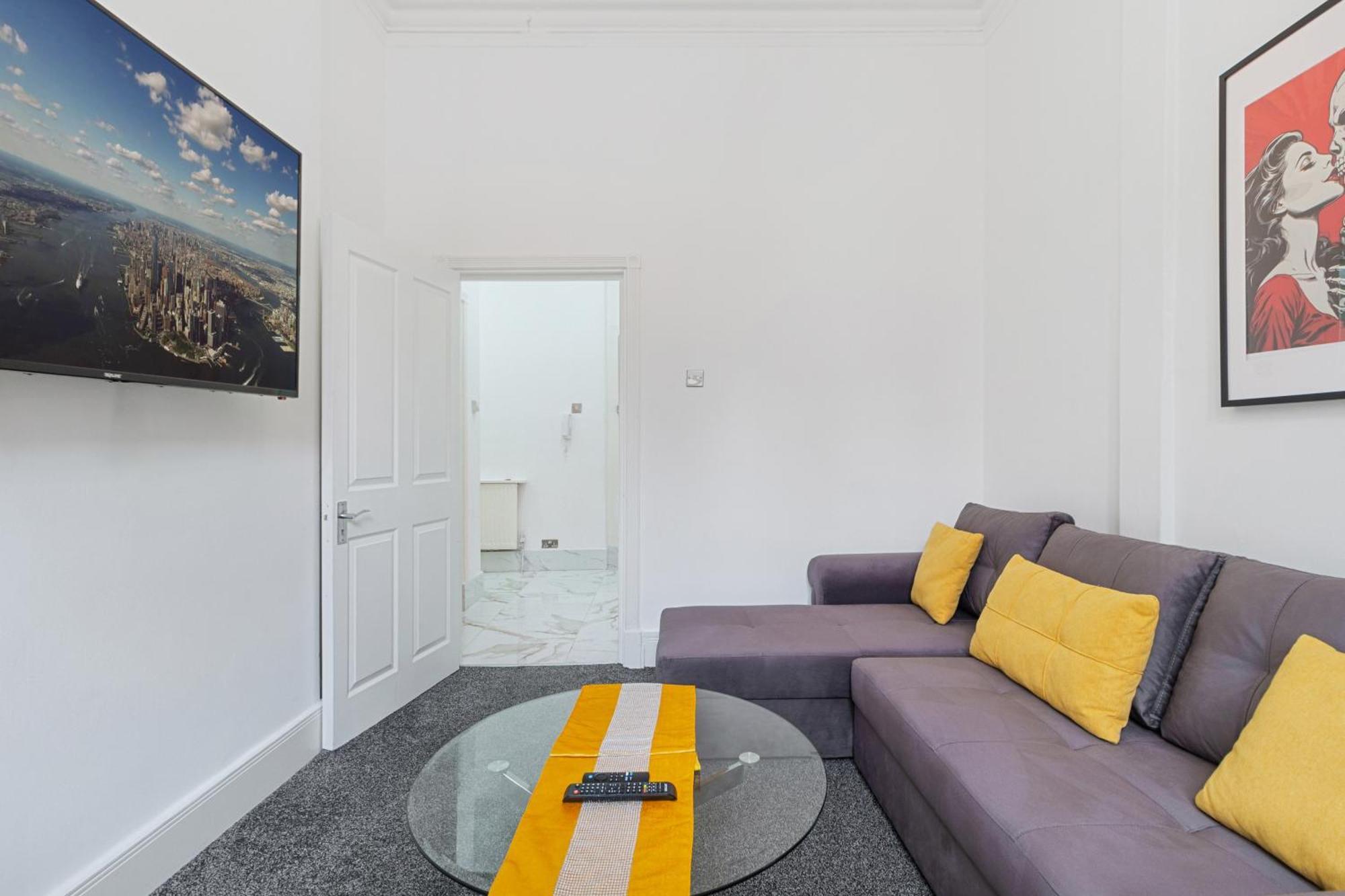 Luxurious Apartments On Oxford Street Londra Dış mekan fotoğraf