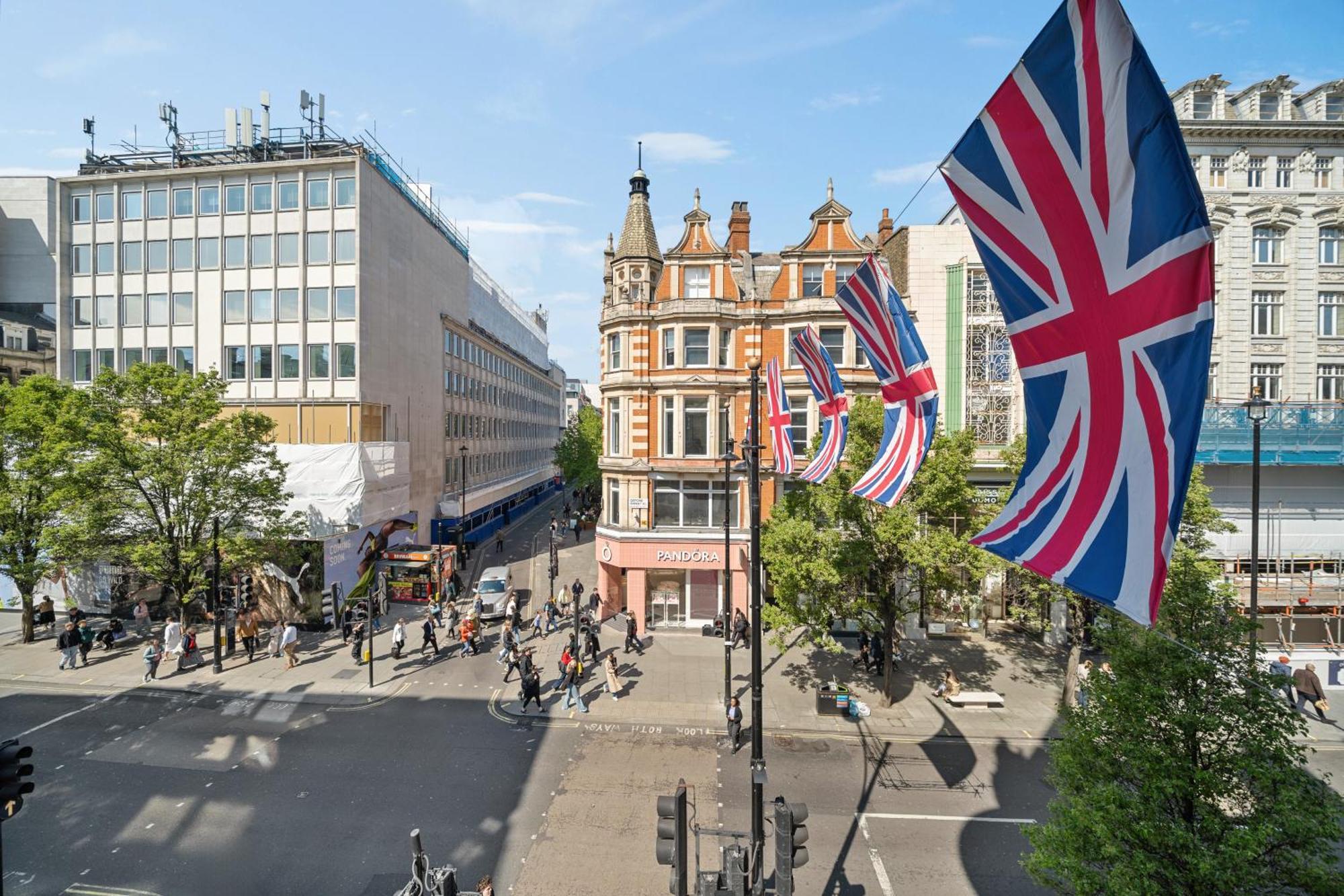 Luxurious Apartments On Oxford Street Londra Dış mekan fotoğraf