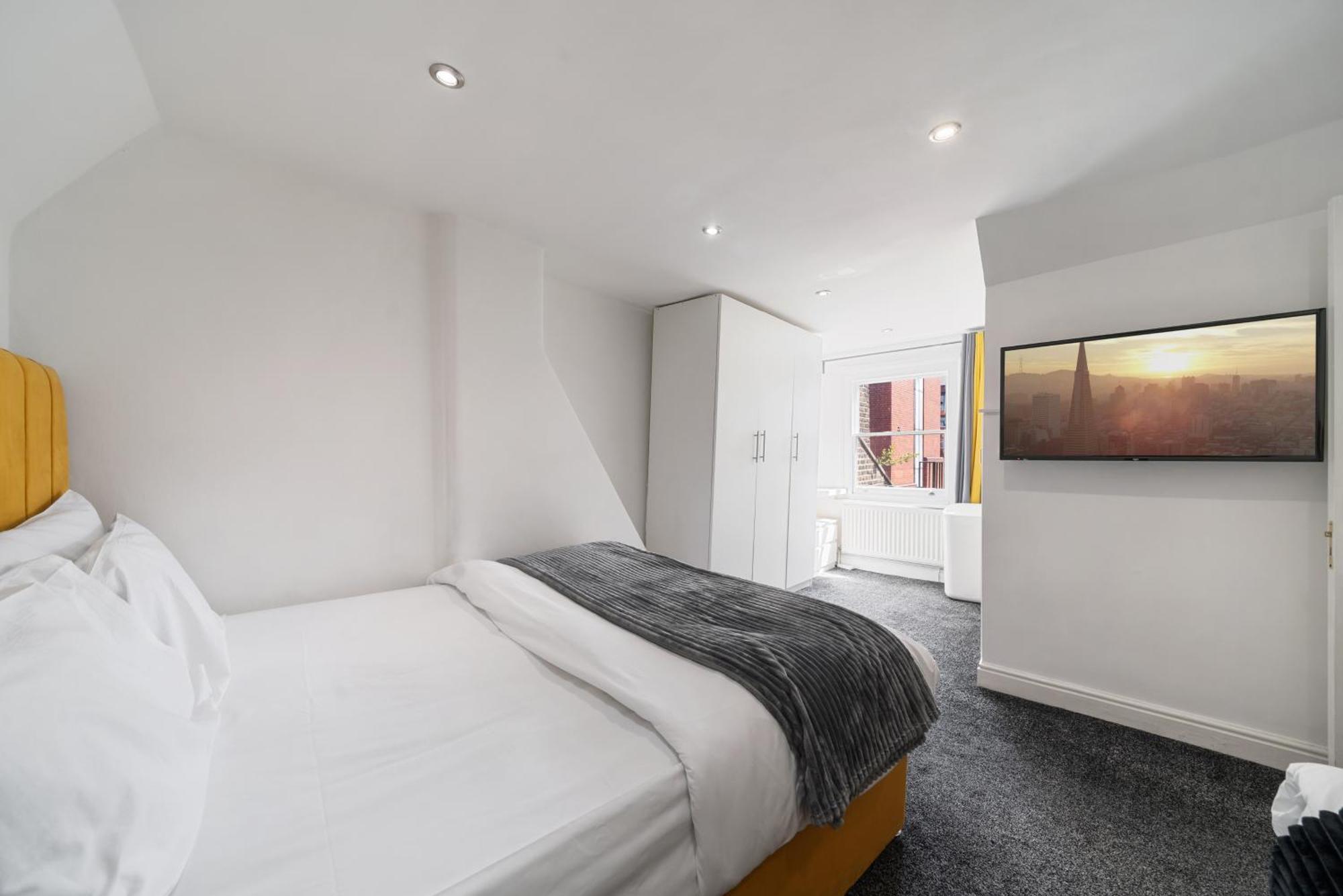 Luxurious Apartments On Oxford Street Londra Dış mekan fotoğraf