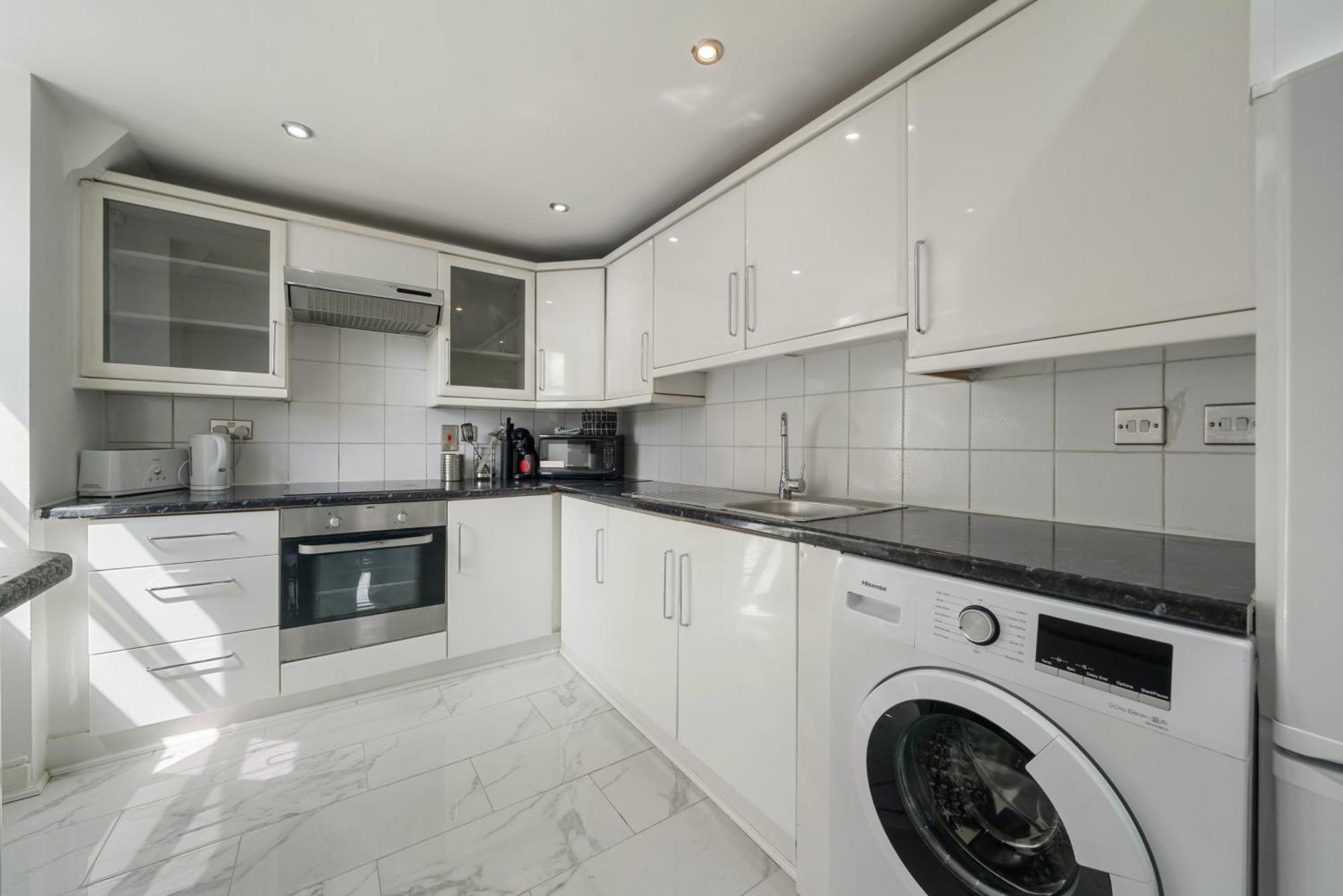 Luxurious Apartments On Oxford Street Londra Dış mekan fotoğraf